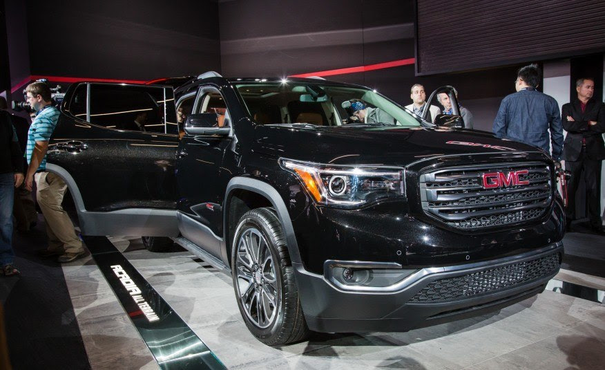 First Look: 2017 GMC Acadia