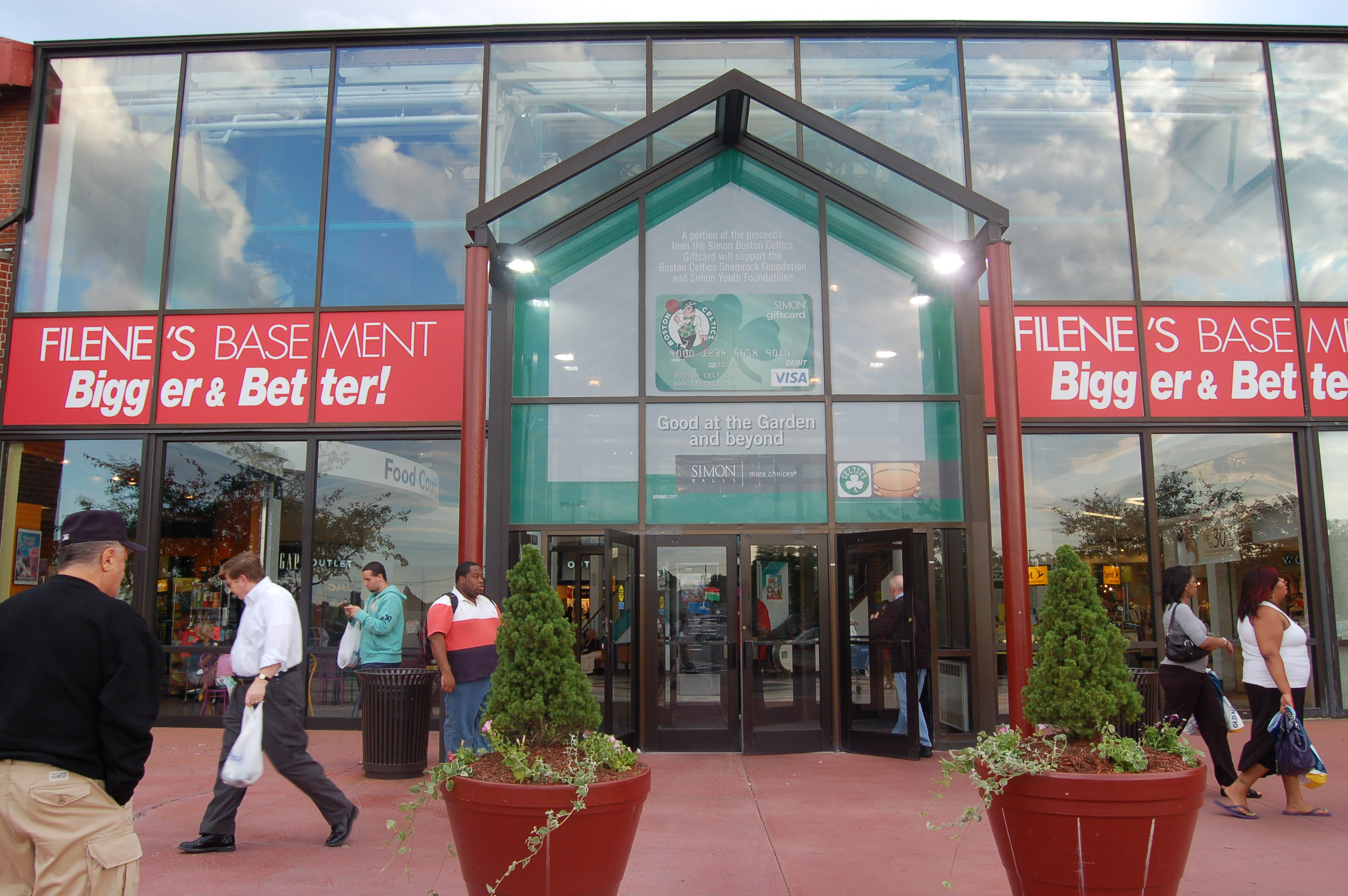 Filenes Basement Arsenal Mall DSH Design Group