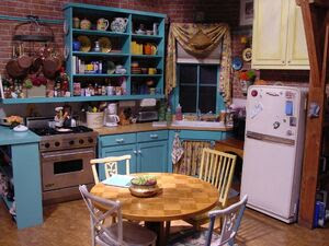 Monica's Apartment - Friends Central - TV Show, Episodes ...