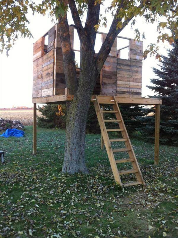 DIY Pallet House, Barn and Playhouse Plans 99 Pallets