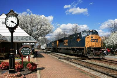 pic The Train Yard Ashland Va railroadradio net