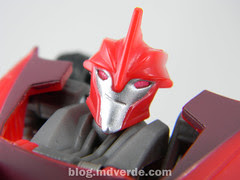 Transformers Knock Out Deluxe - Prime RID - modo robot