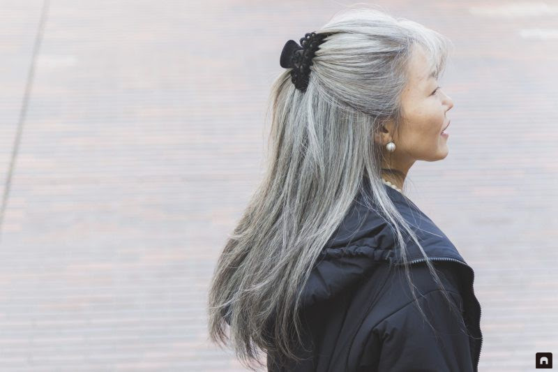 白髪を活かしてオシャレを楽しむ グレイヘアー という考え方 ボブログ