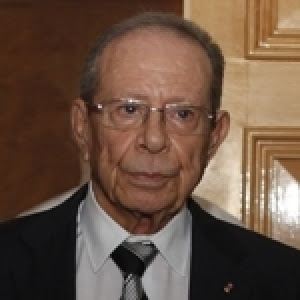 Youssef Chahed en visite (familiale) au Dr Hamed Karoui