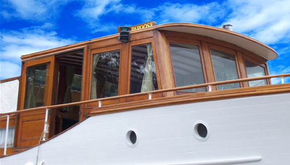 Classic Yacht Papoose, Gentleman's Cruiser, wooden boat