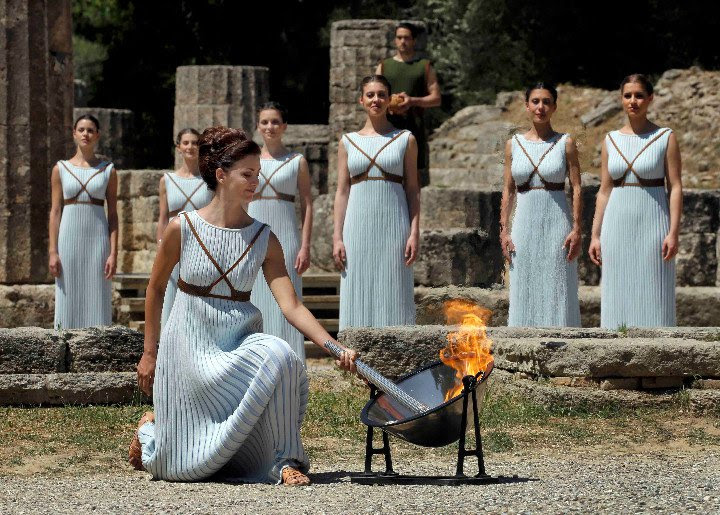 OlympiakiFlogaMesa1
