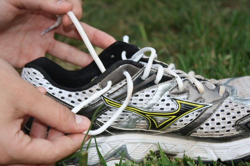 Cordones zapatillas 5 ¿Para qué sirve el último agujero de las zapatillas?