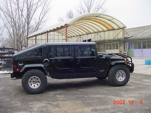 Hummer H1 Wallpapers. hummer-h1-wallpaper-1