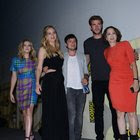 Jennifer Lawrence w/her Hunger Games Cast SDCC