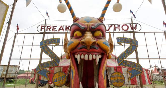 AMERICAN HORROR STORY: FREAK SHOW 