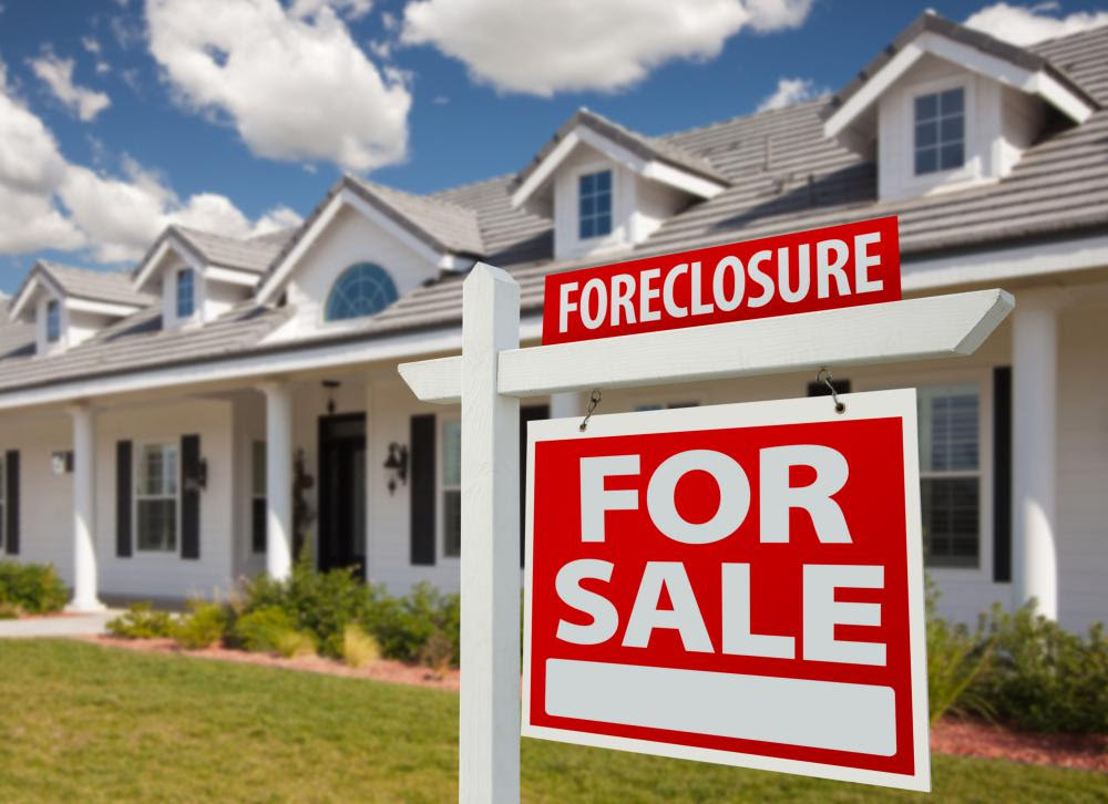 foreclosure specialist may provide assistance to all parties during 