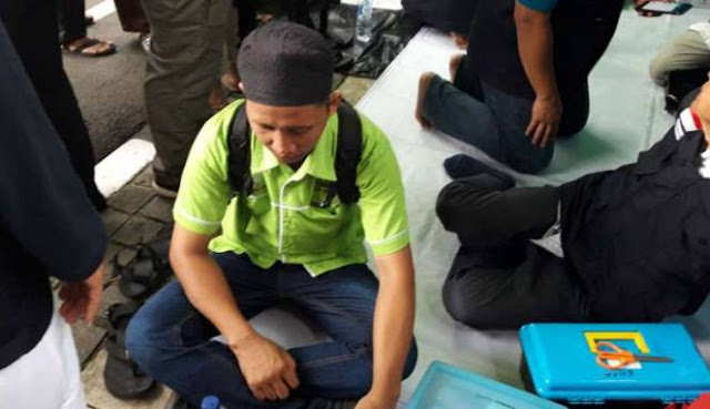 Astaghfirullah... Minum dari Orang Tak Dikenal, Peserta 313 Nyaris Pingsan