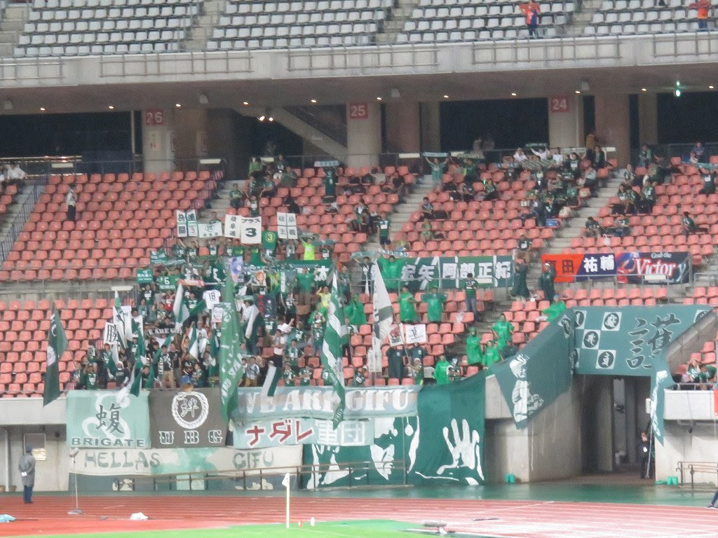 新潟５ ０ｆｃ岐阜 河田選手のハットトリックで６か月ぶりにホームで快勝 新潟ラーメン食べ歩き日記