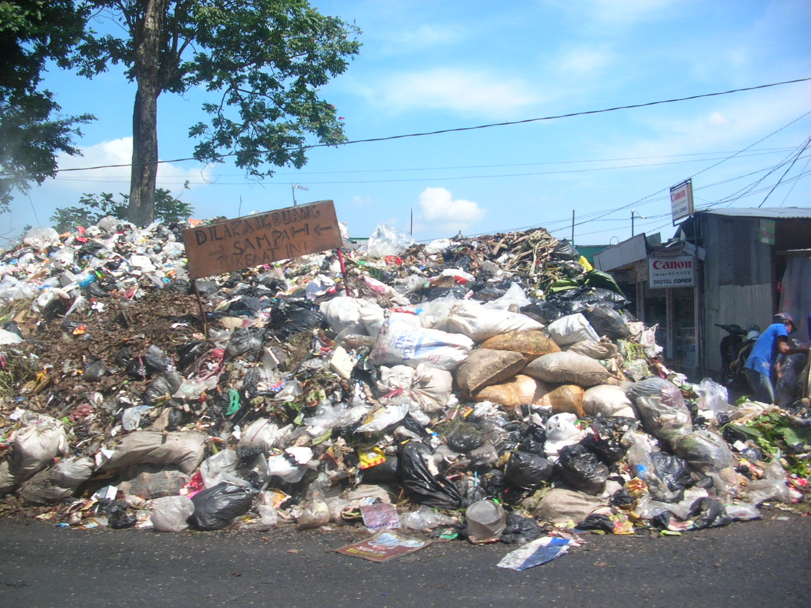 IPA Kelas XI Semester 1 Pengertian Sampah Atau limbah IPA Kelas XI Semester 1 Pengertian Sampah Atau limbah