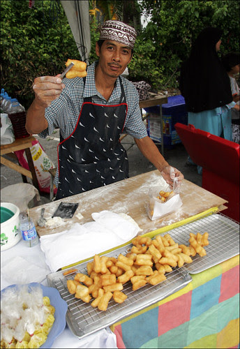 I intend at that topographic point is an supposition that everyone is Buddhist Bangkok Map; Phuket Halal Expo