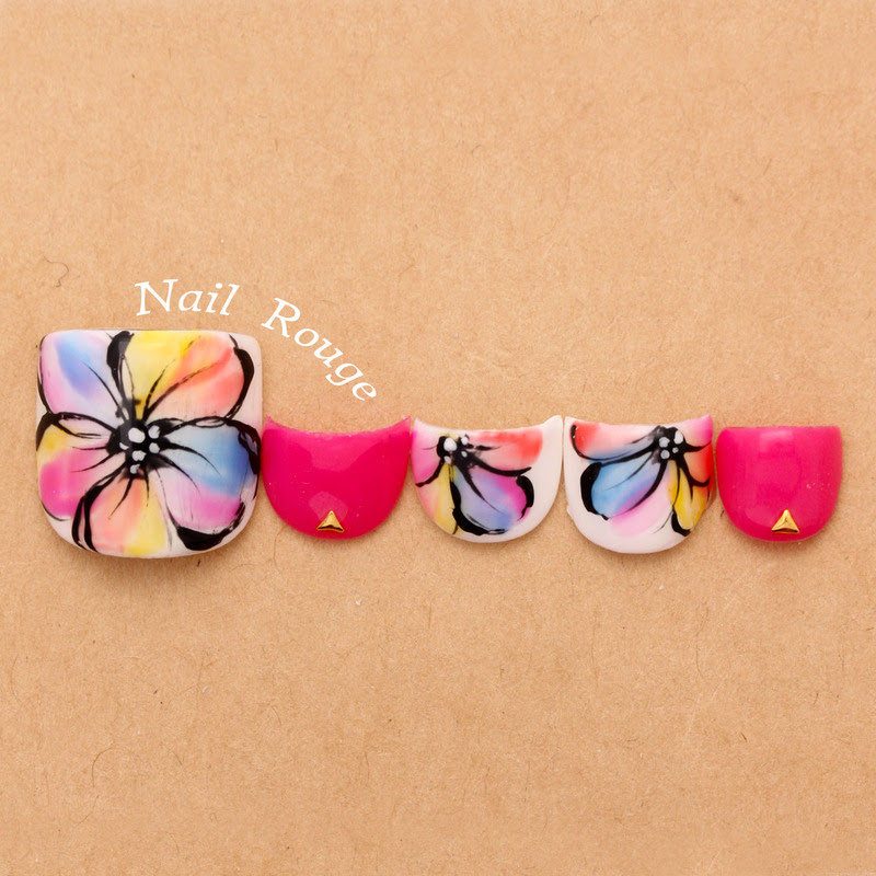 カラフル大胆フラワーフットネイル ネイルルージュ ネイルルージュ のネイル ネイルクルー
