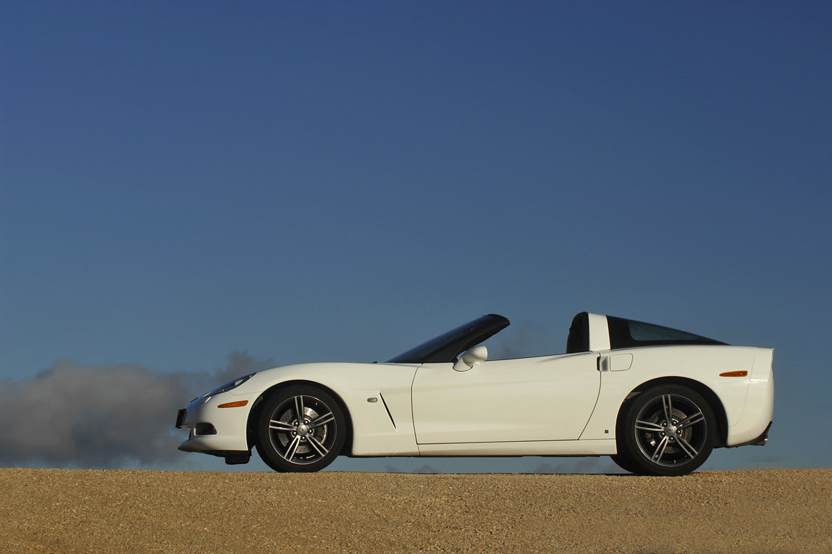 corvette branco 2011