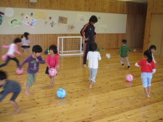 島根サッカー協会の小川さんにお越しいただきました 社会福祉法人玉依会 なの花保育園