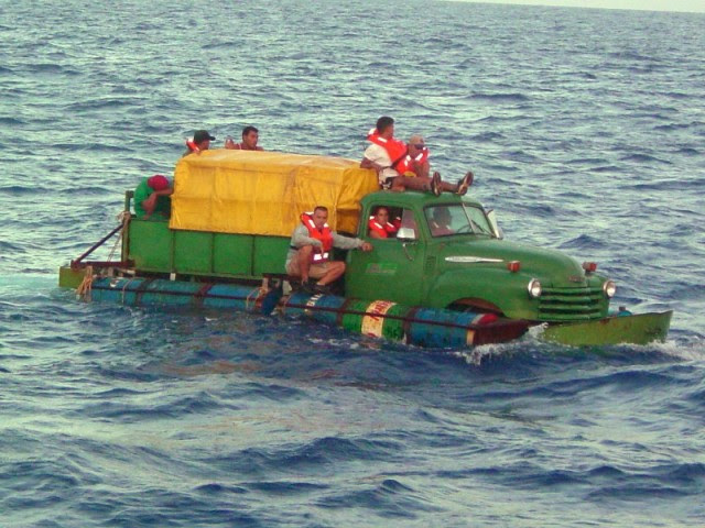 home-made-boat-e1358965808498.jpg