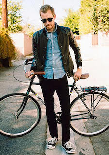 秋のデニムシャツのメンズのコーデ おすすめのデニムシャツを紹介 春夏秋冬トレンド情報ピポパ発信局