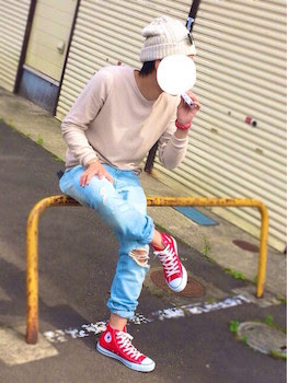 ピンクのロンtのメンズコーデ21 人気でおすすめのピンクのロンtを紹介 春夏秋冬トレンド情報ピポパ発信局