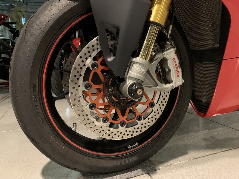 ブレーキローター交換のススメ オシャレは足元から