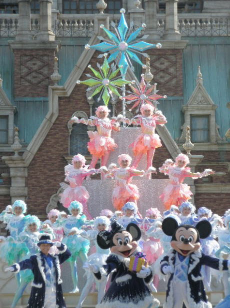 ディズニー ディズニーシー クリスマスウィッシュ クリスマス ショー タワーオブテラーの前