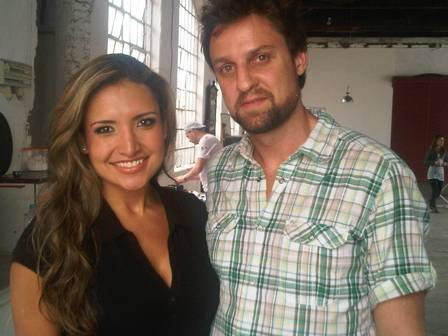 Natalia posa com o fotógrafo Daniel Aratangy