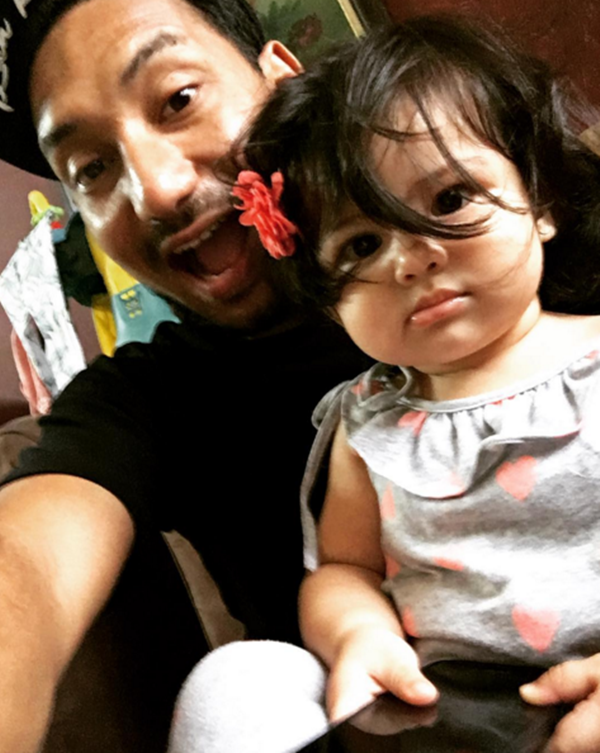 MENGEJUTKAN! Zizan Razak Kongsi Gambar Kekasih Baru Terlajak Comel, Menyesal Korang Tak Tengok!