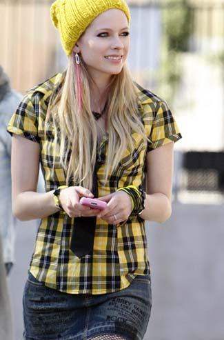 avril lavigne clothing. Avril Lavigne Does Photoshoot For Her Clothing Line Abbey Dawn
