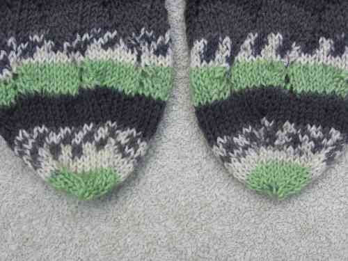Star toes have mirror-image symmetry, too