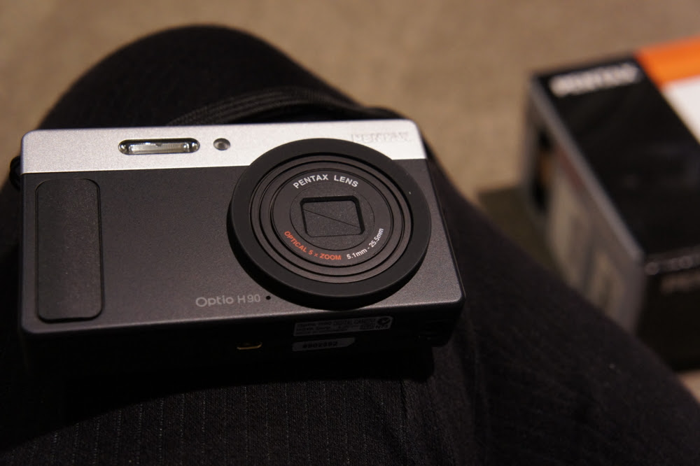 Ipadと共に旅する時の最強コンデジ Pentax Optio H90 スーパーアートライフ