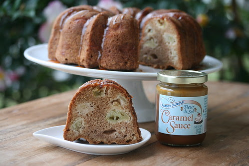 Apple Spice Bundt - I Like Big Bundts
