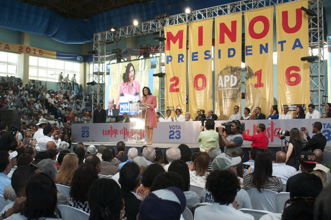 Tras proclamación, Minou propone transformación del Estado