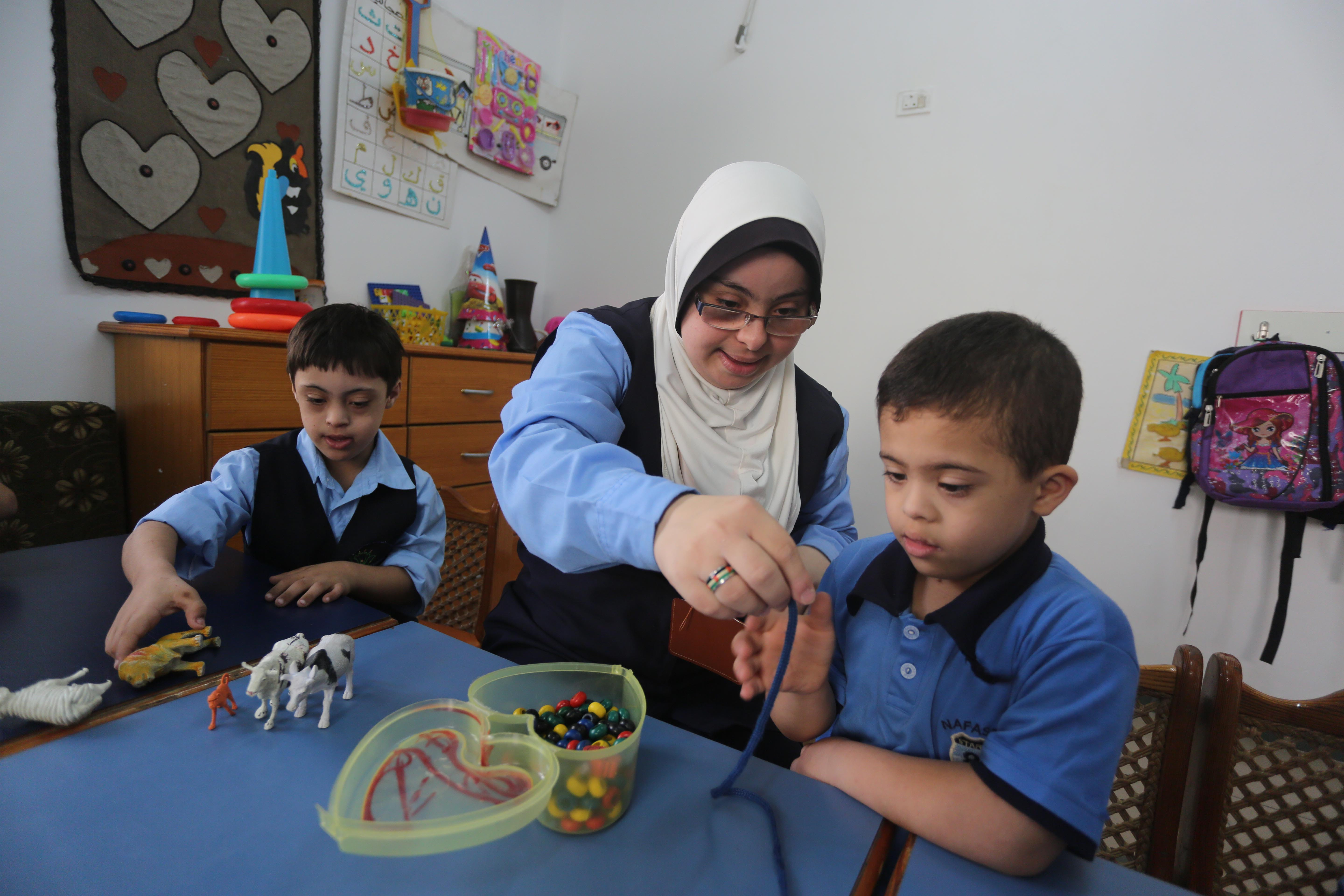 Down Syndrome Teacher From Gaza Inspires Her Disabled Students Middle East Eye