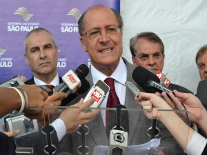 Governador fez afirmação após entrega de 709 viaturas à Polícia Civil
