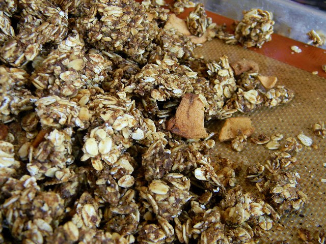 Apple Pie Granola