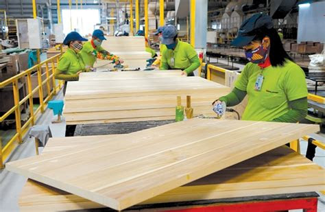 vietnam wood industry sees bright future  orders