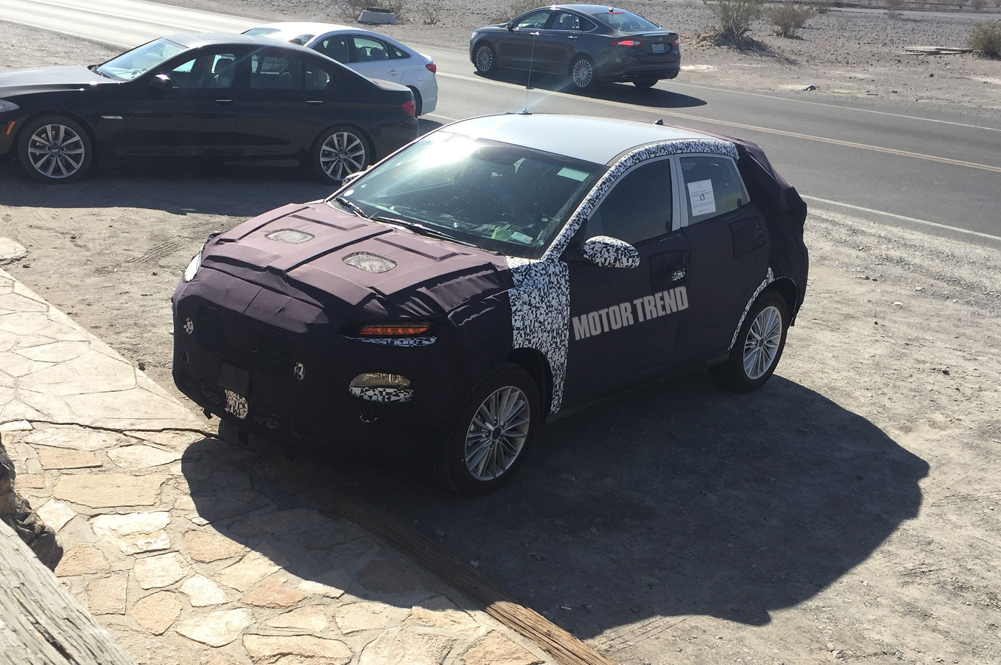 Kia compact crossover prototype front three quarter