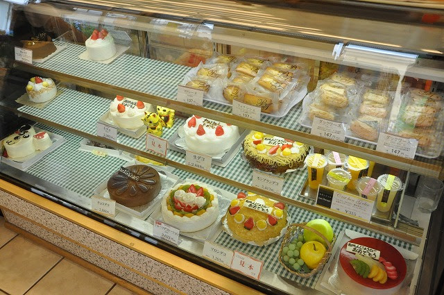 ボンとらや きたやま店 愛知県豊橋市 和洋スイーツバイキング 食べてぼやいて今日も熟睡