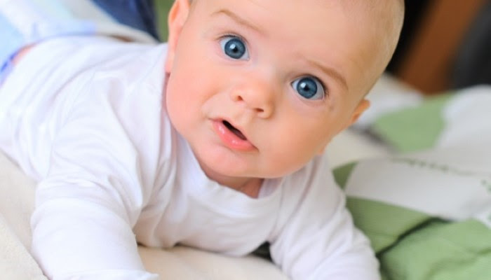 Les Yeux Du Nouveau Ne Toutes Les Reponses A Vos Questions Bebes Et Mamans