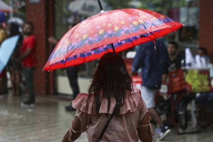 Chove forte nas regiões sul e leste do Ceará nesta terça-feira