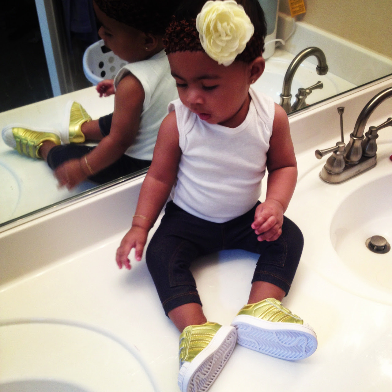 http://24.media.tumblr.com/tumblr_mbfx0bpNMP1qctv2ro1_1280.jpg
