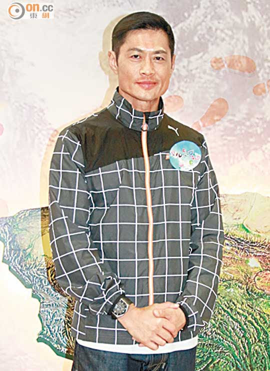 黃德斌做懲教長官 - 東方日報