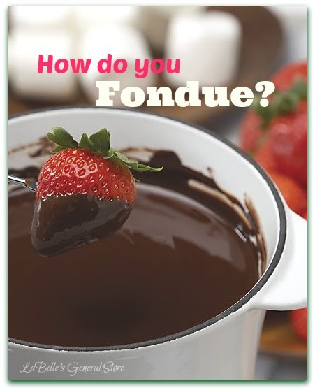 the best chocolate fondue for dipping strawberries, cookies, marshmallows and more by Chocomaker
