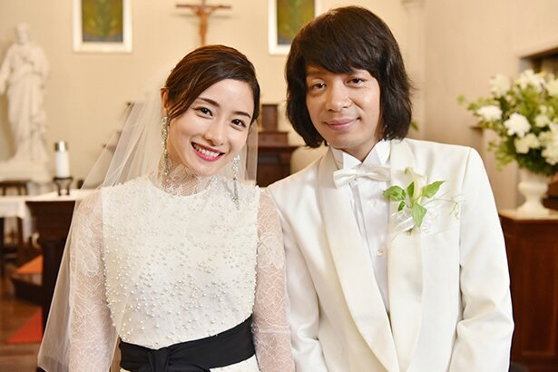 石原さとみの旦那の海パン一丁姿の画像 元雑誌モデルだった Tsuru 蔓