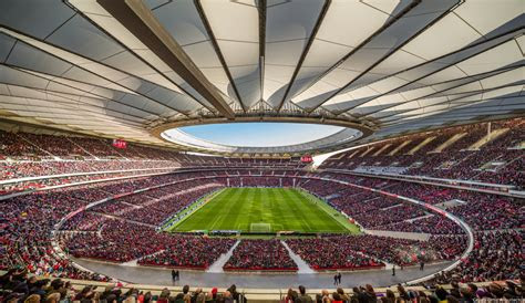 De beers' high jewelry necklace is featured in town & country's jewel of the day. A new photo feature for the Atletico de Madrid stadium