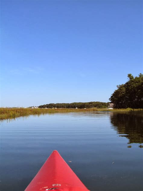 recreational kayaking  maine saco river biddeford maine