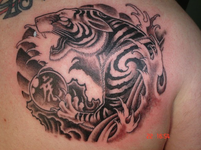 tiger new age tattoo (Dejavu Tattoo by augrust