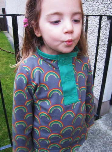 rainbow shirt kiss